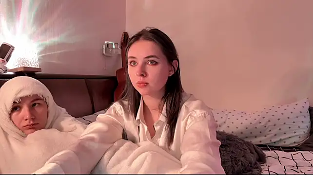 AlexxMichaell webcam