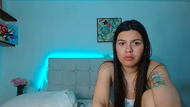 Layla_Rachel webcam