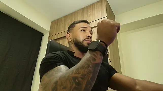 bruno_miller_ live cam on StripChat