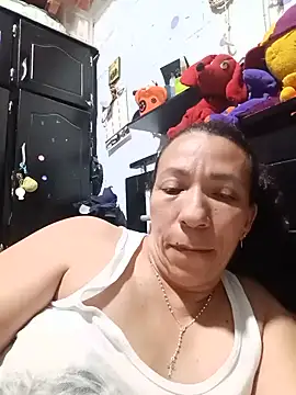 Antonela45 webcam