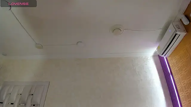 axton_voss webcam