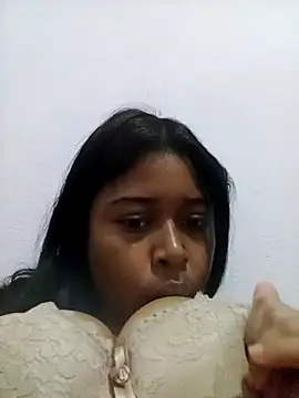 EstefaniaQ webcam