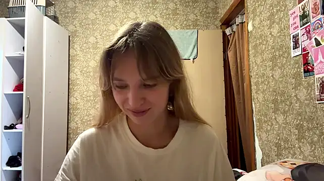 LilliaEhmen webcam