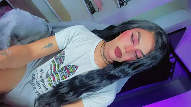 dark_kitty_xxx webcam