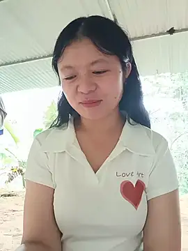 lisa-bae00