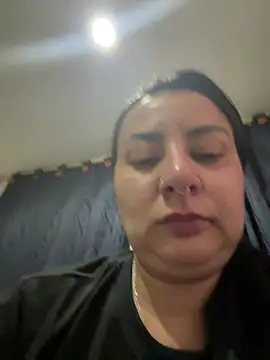 Abril_Luv webcam