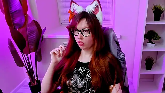 CarolGiggly webcam