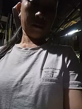 Linda-04 webcam