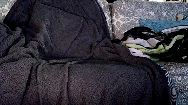 OmarLuvins webcam