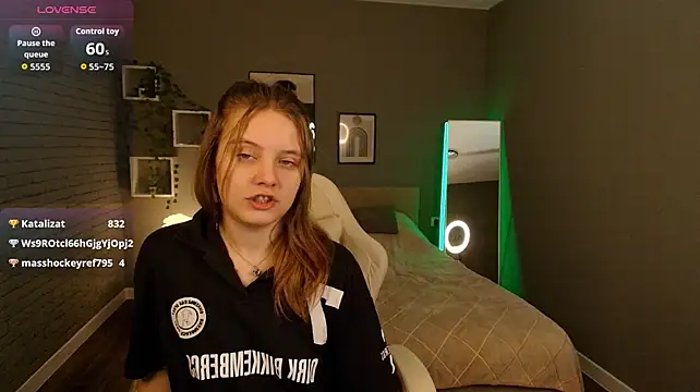 Alisa_Laurent webcam