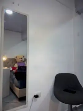 Sarahballiston_ webcam