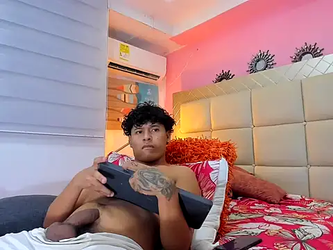 kristhofer_levis_ webcam