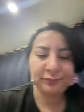 Abril_Luv live cam on StripChat