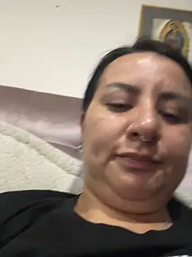 Abril_Luv webcam