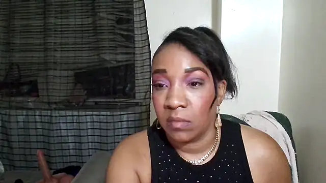 mzpretty444 webcam