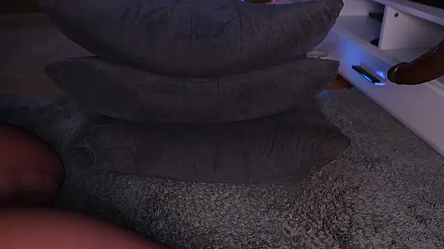 PawgOfficial webcam
