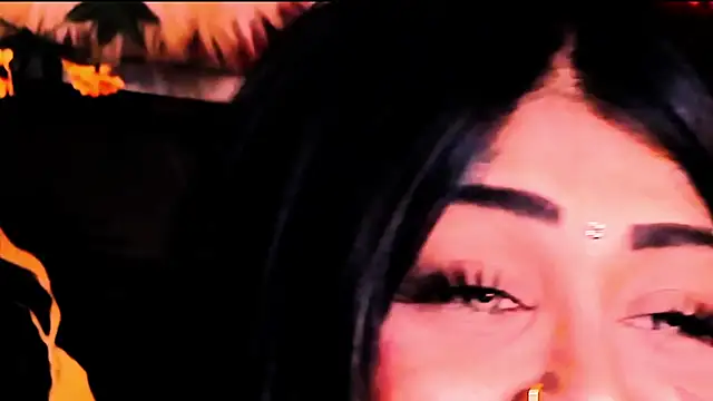 indian_dreamgirl webcam
