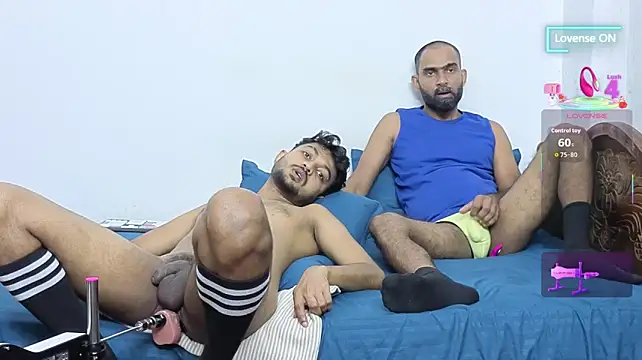 DesiDaddyandSon webcam