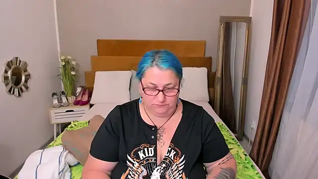 Sugarmommy_69X live cam on StripChat