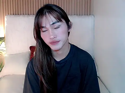 Ur_sweetchanel live cam on StripChat