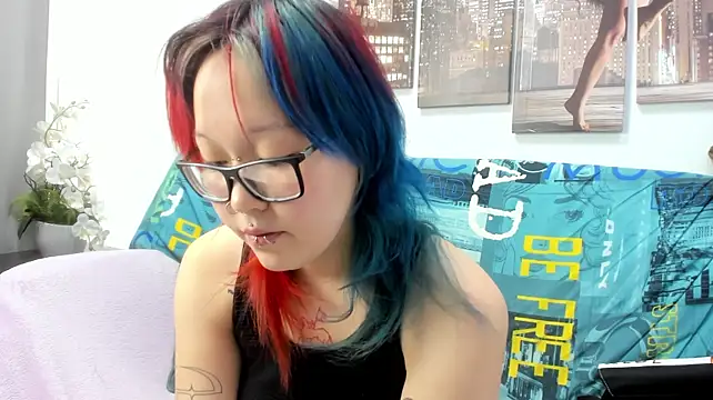 Cute__Kiko webcam