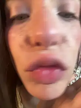 Umiolina1 - Couple webcam sex chat