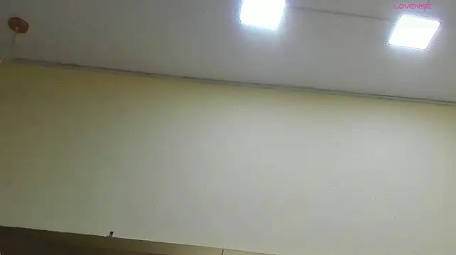 NaomiMoretti webcam