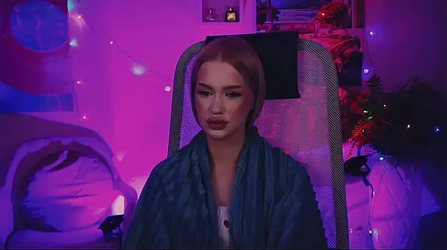 AngelaHolmes