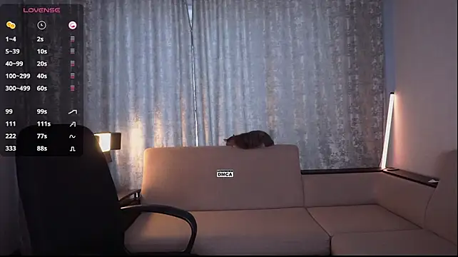Hoot_owl_cb live cam on StripChat