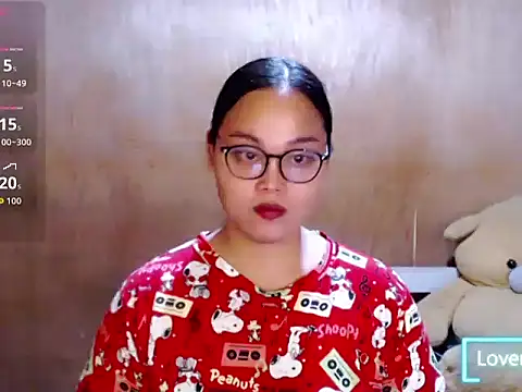 _Lylia webcam