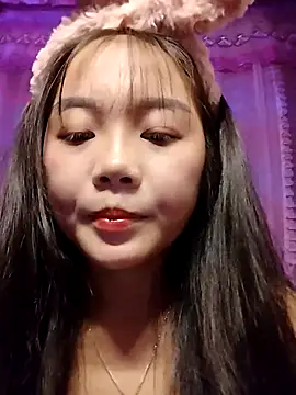 Baa-bee22 webcam