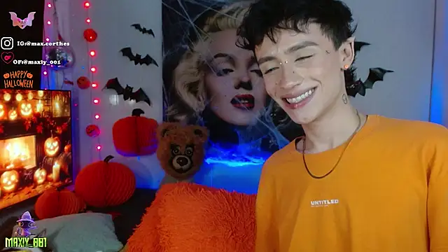 maxiy_001 live sex cam