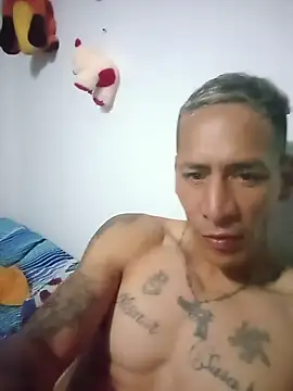 Elmono__1 webcam