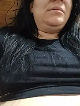 Joselynkarol live cam on StripChat