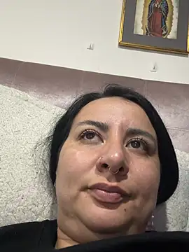 Abril_Luv webcam
