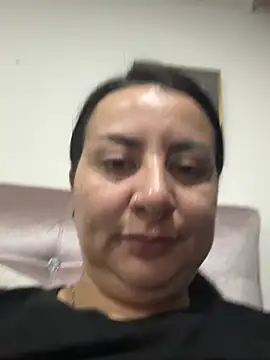 Abril_Luv webcam