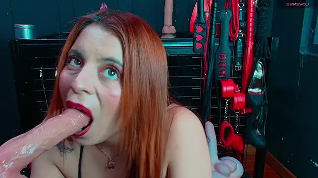 Meghan_storm live cam on StripChat