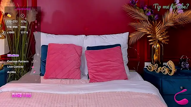 Mayzzie webcam