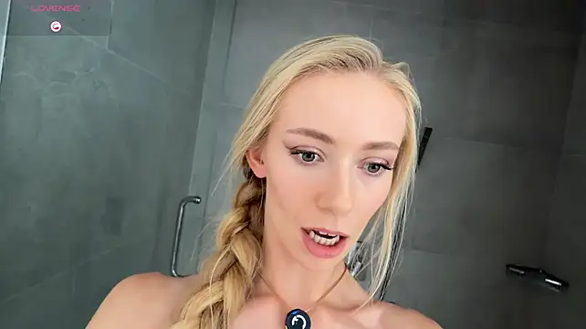Vika54784 webcam