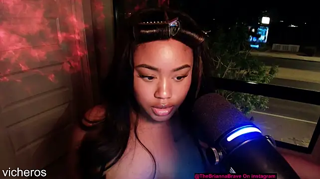 BriannaBrave webcam