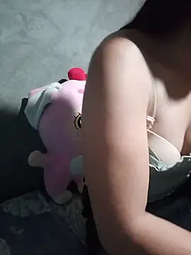 Alice-567 webcam