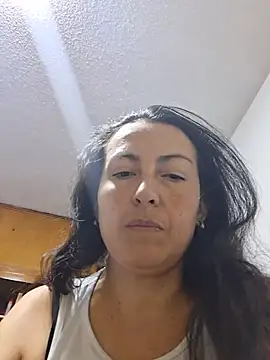 Lauryn_Jones webcam