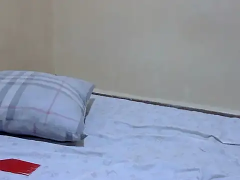 babyellah webcam
