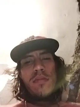 AlexAlejandro13 webcam