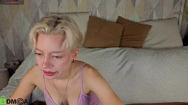 Michelle_Blond webcam