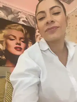 viktoria_davis_ webcam