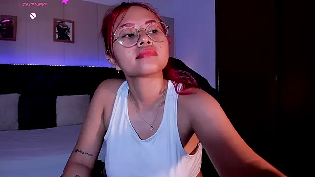 MAYASMITH__ webcam