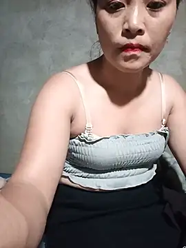 Alice-567 webcam