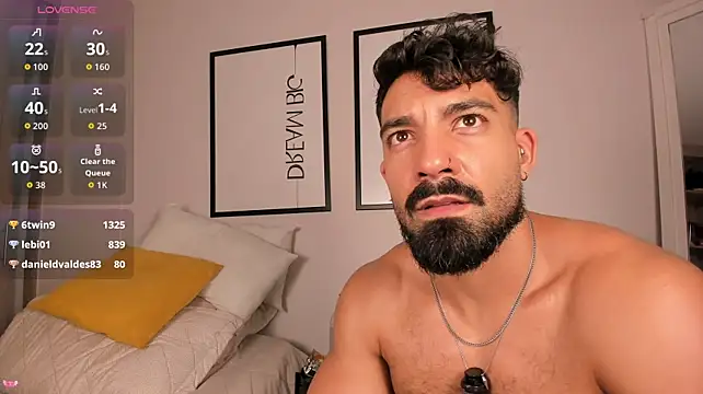 Max_strong01 webcam