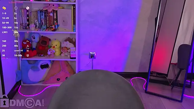 RochelleGoil webcam